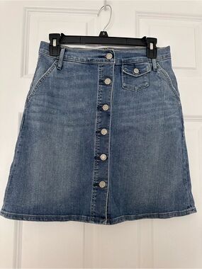 GAP Medium Wash Denim Button-Front A-Line Skirt - Blue 27/4